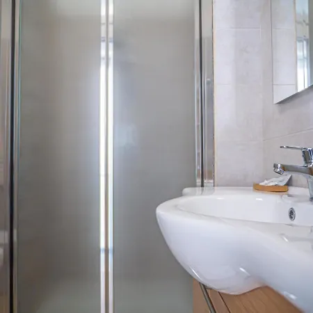 Birose Oda ve Kahvaltı 4*