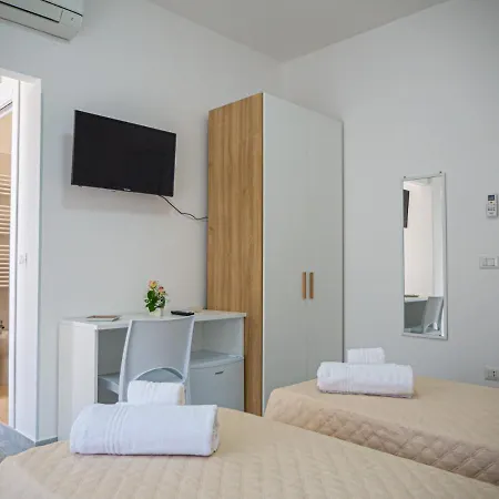 Birose Oda ve Kahvaltı 4*