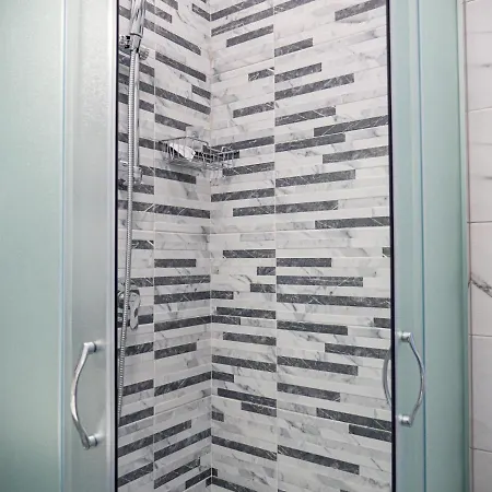 Oda ve Kahvaltı Birose 4*