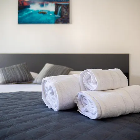 Alojamento de Acomodação e Pequeno-almoço Birose 4*